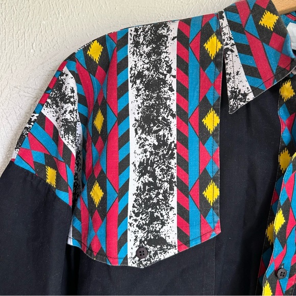 Vintage > 1990s LONG SLEEVE BUTTON DOWN FUNKY AZTEC PRINT WESTERN SHIRT > L - Picture 5 of 10